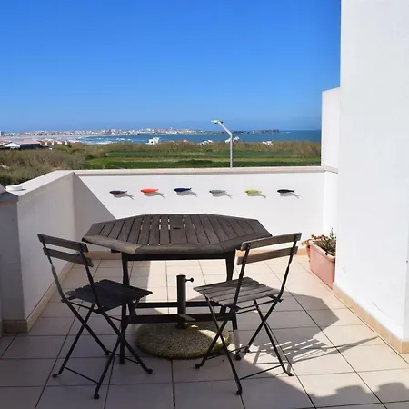 Bed & Breakfast Surf House Baleal
